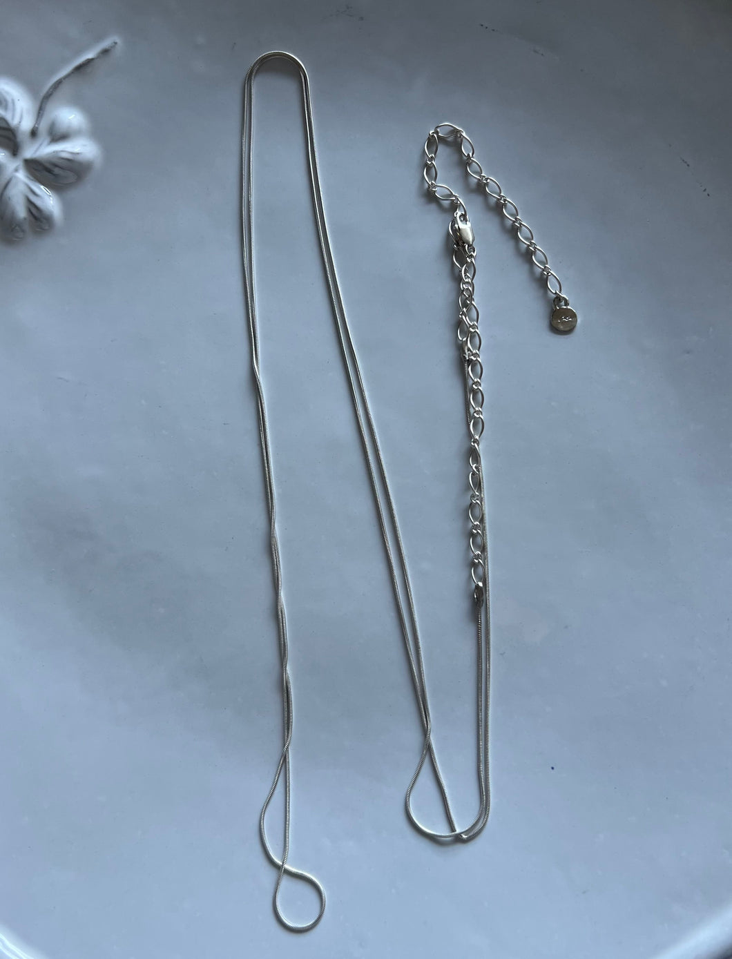 Sketch Line Necklace