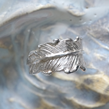Feather Ring