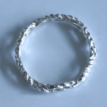 Twist Ring
