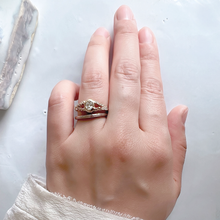 Islet Ring