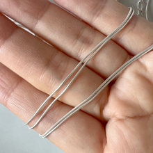 Sketch Line Necklace